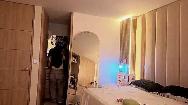 Iamnyxy online show from February 9, 11:58 pm