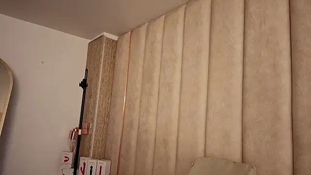 Iamnyxy online show from April 14, 11:37 am