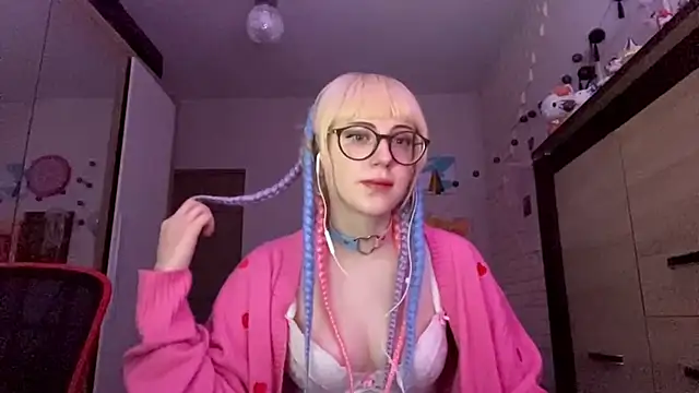 EffacedScan online show from November 27, 2:17 pm