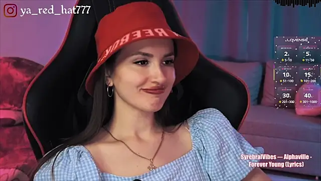Snapshot of -RED_HAT- chatting on July 19, 5:38 am -RED HAT- online show from July 19, 5:38 am