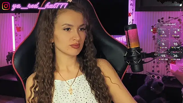 -RED HAT- online show from May 4, 5:05 pm