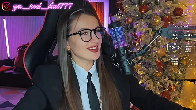 Snapshot of -RED_HAT- chatting on January 5, 5:27 pm -RED HAT- online show from January 5, 5:27 pm