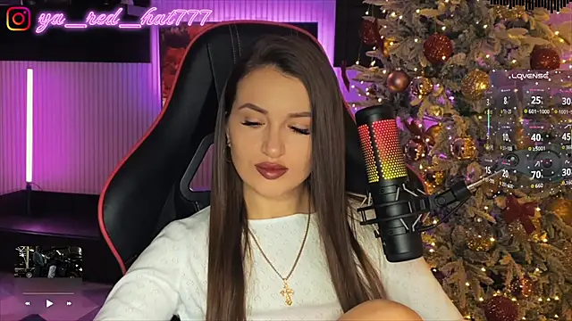 -RED HAT- online show from February 1, 6:06 pm