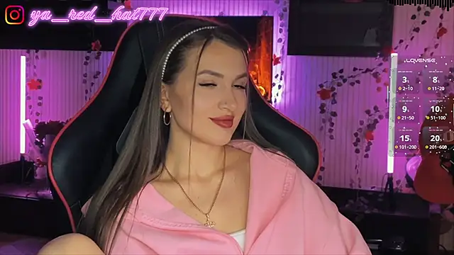 -RED HAT- online show from March 28, 5:47 pm