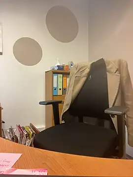 Snapshot of Deessenympho chatting on January 19, 8:40 am Deessenympho online show from January 19, 8:40 am