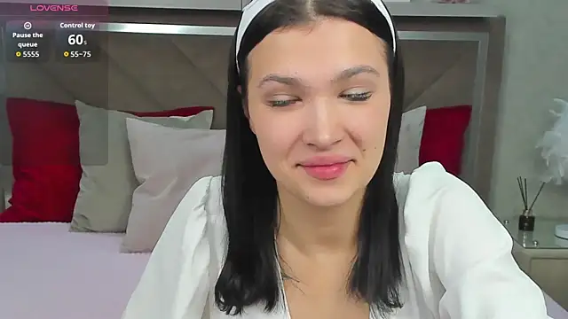 Snapshot of VictoriaXLovely chatting on November 17, 1:09 am VictoriaXLovely online show from November 17, 1:09 am