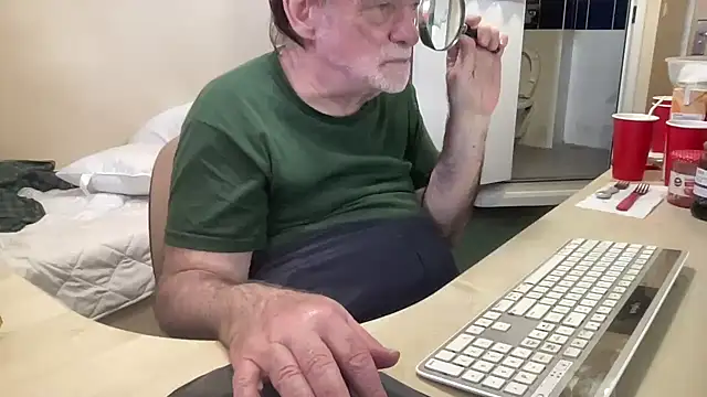 coach-karl online show from April 5, 12:01 pm