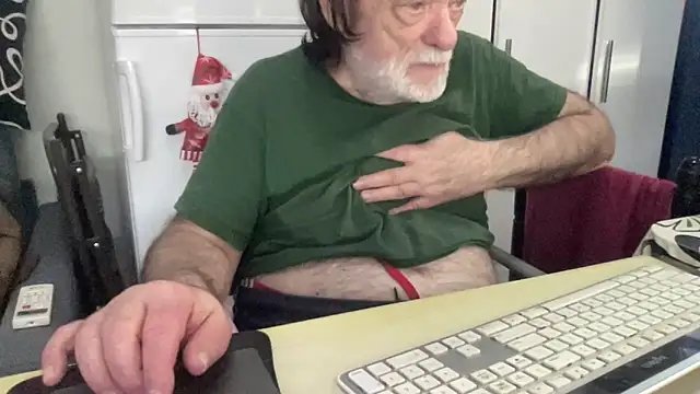 coach-karl online show from December 21, 12:40 pm