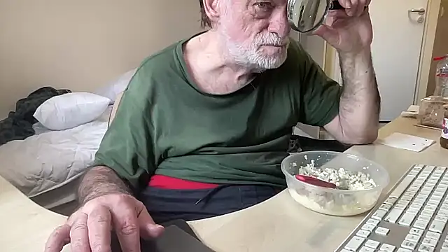 coach-karl online show from March 29, 12:07 pm