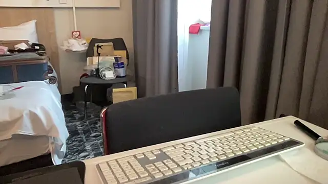 coach-karl online show from February 17, 12:46 pm