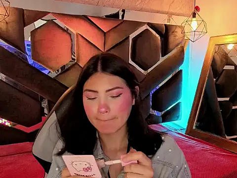 Brandy collinss online show from April 5, 5:08 pm