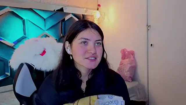 Brandy collinss online show from March 14, 12:11 pm