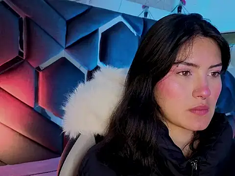 Brandy collinss online show from March 20, 11:11 am