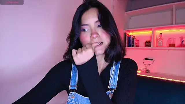 Brandy collinss online show from November 18, 11:24 am