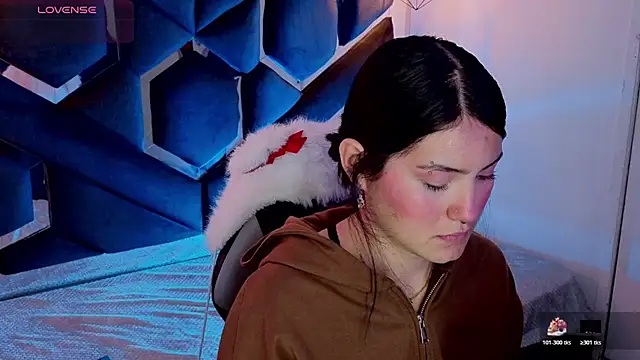 Brandy collinss online show from March 10, 1:37 pm