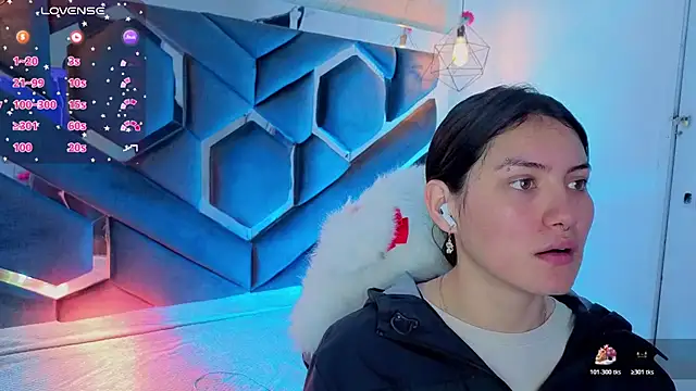 Brandy collinss online show from March 13, 11:26 am