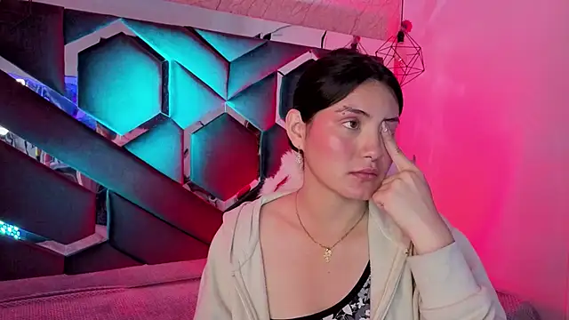 Brandy collinss online show from February 22, 11:45 am