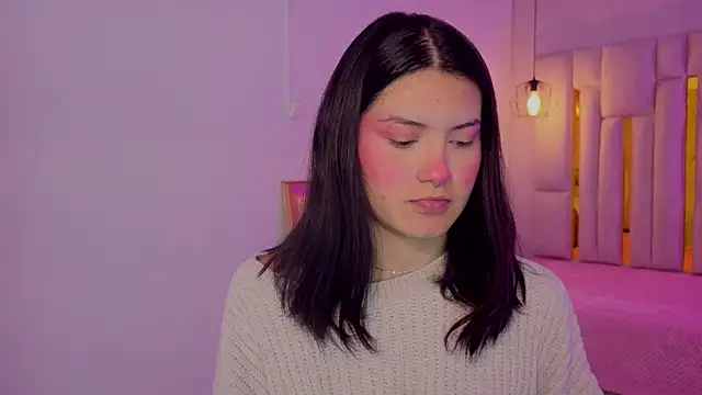 Brandy collinss online show from April 13, 12:09 pm