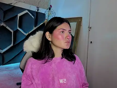 Brandy collinss online show from March 19, 11:54 am