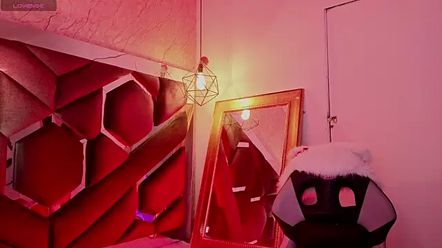 Brandy collinss online show from February 25, 11:54 am