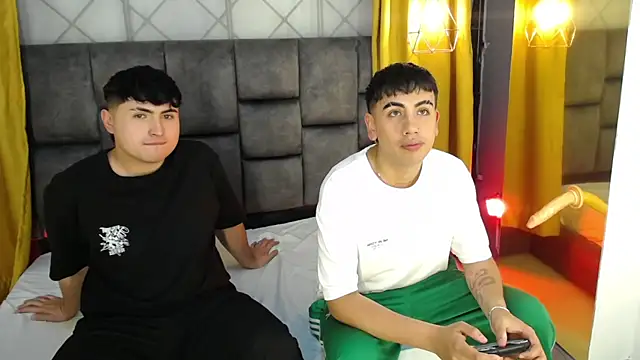 Alex Beamont online show from November 13, 8:02 pm