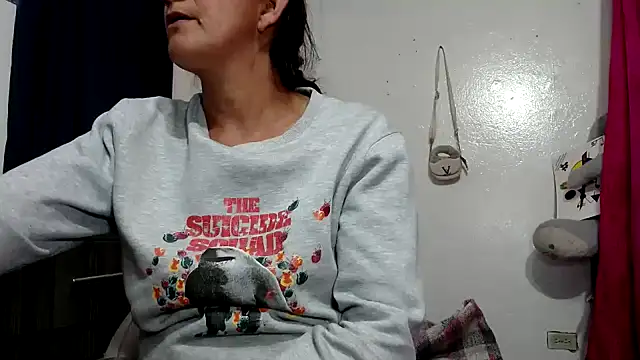 Tiff Dirty69 online show from April 11, 9:40 pm