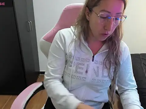 chrystal sl852 online show from April 15, 1:59 pm