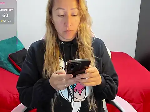 chrystal sl852 online show from March 20, 1:45 pm