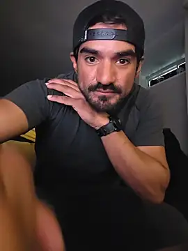 piggylatino online show from March 15, 10:17 pm