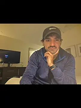 Snapshot of piggylatino chatting on December 16, 5:17 pm piggylatino online show from December 16, 5:17 pm