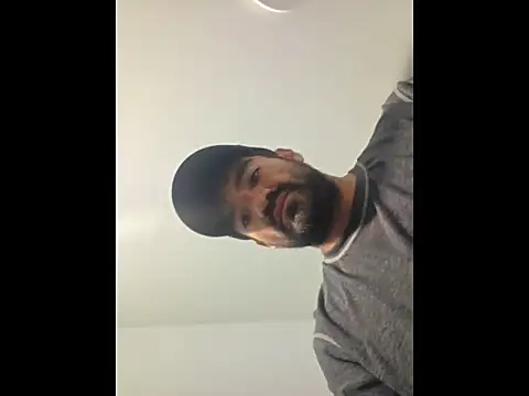 piggylatino online show from May 6, 4:49 am