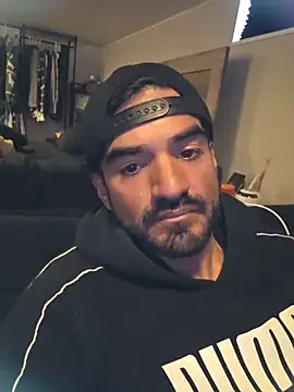 piggylatino online show from February 5, 9:21 pm