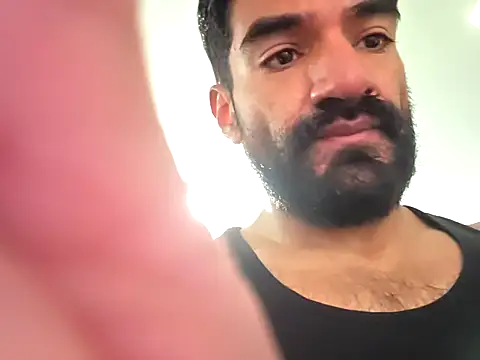 piggylatino online show from May 27, 6:37 pm
