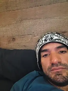 piggylatino online show from February 18, 11:45 pm