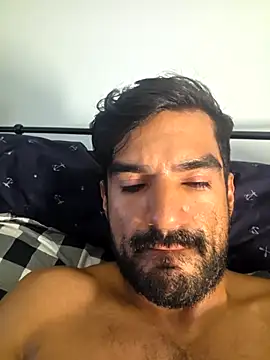 piggylatino online show from May 3, 8:56 pm