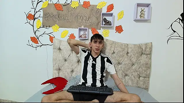 TerryGrace online show from November 29, 8:20 pm