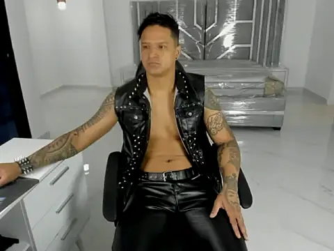 master leather online show from April 10, 4:08 am