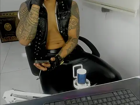 master leather online show from March 21, 12:34 am