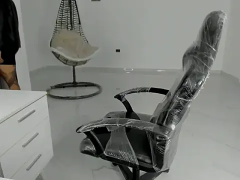 master leather online show from March 27, 1:47 am