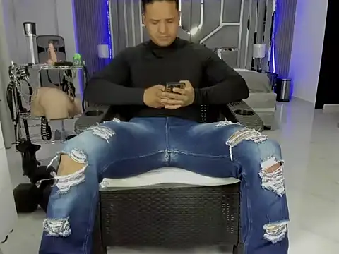 master leather online show from July 10, 1:27 am