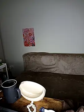 Snapshot of v_crizis324 chatting on February 16, 3:32 pm v crizis324 online show from February 16, 3:32 pm