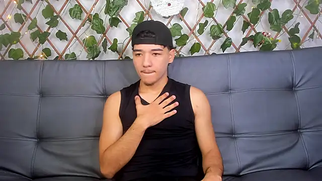 tiven-prince online show from December 17, 11:43 pm