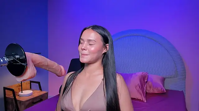 Sara rhoades online show from March 13, 7:19 pm