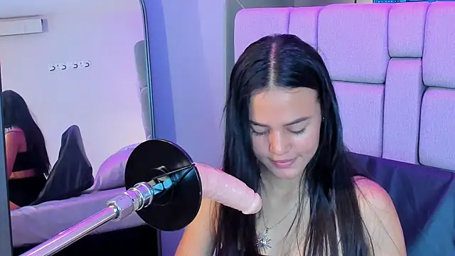 Sara rhoades online show from November 26, 11:54 am