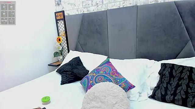 Maray Lous online show from February 7, 8:17 pm