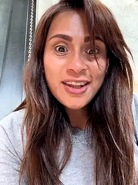 Snapshot of valeria_absurdah chatting on December 1, 8:42 pm valeria absurdah online show from December 1, 8:42 pm