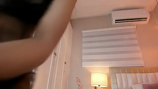 electra a online show from March 25, 10:08 pm