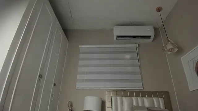 electra a online show from March 30, 6:31 pm