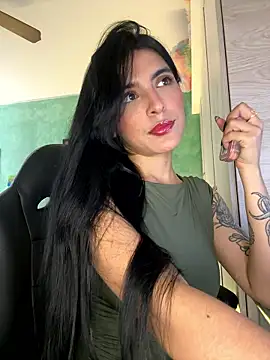 Cristal Cerati  online show from January 8, 9:21 pm