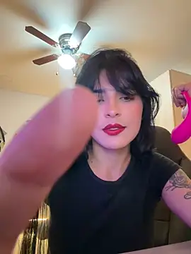 Cristal Cerati  online show from April 16, 1:50 am